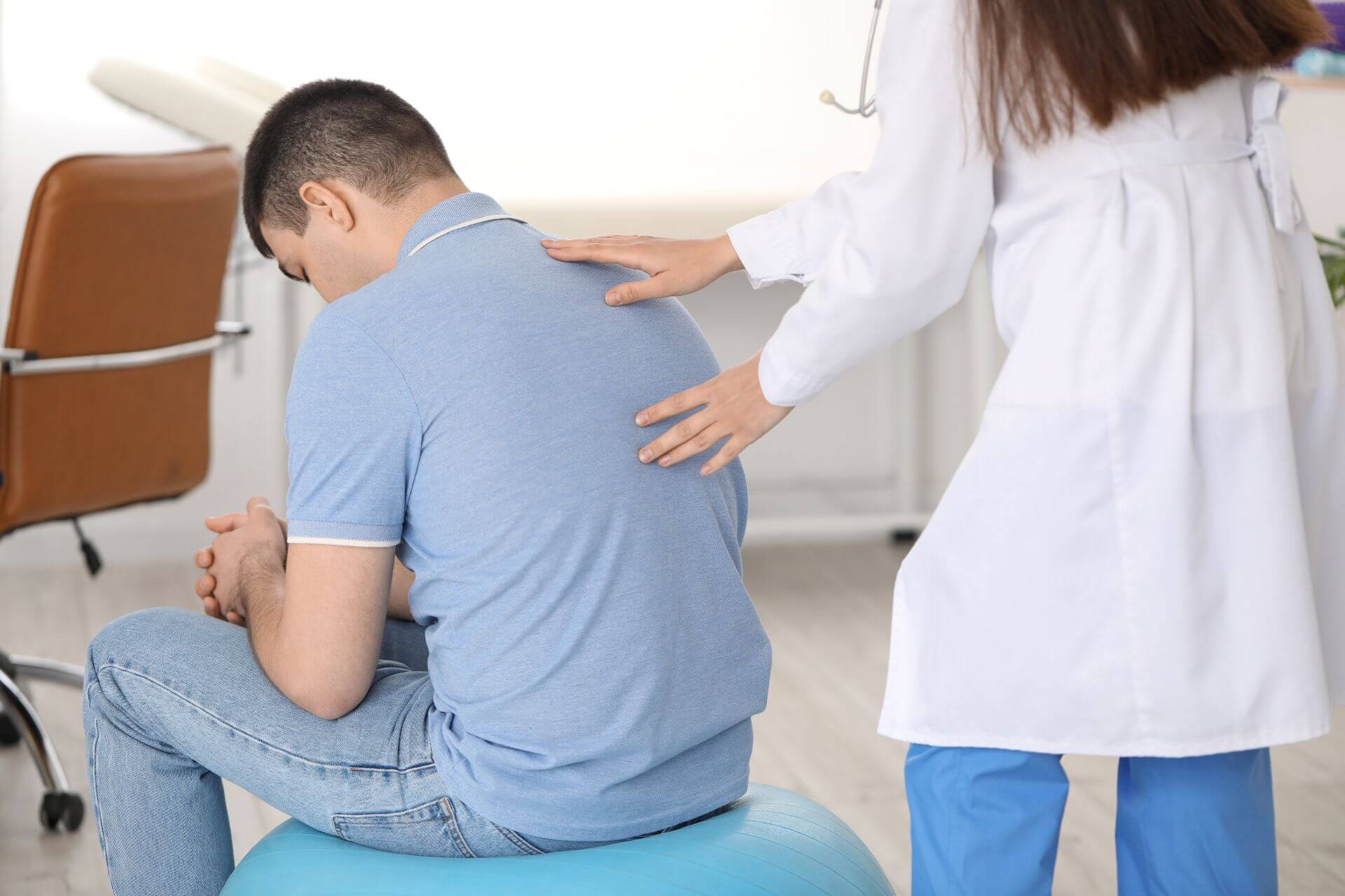 Office Pain Is Not Normal: Why Desk-Related Neck and Back Pain Shouldn’t Be Ignored